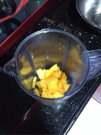 好吃的芒果酸奶冻芝士做法图解13)