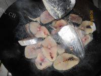 [懒人美食]红烧鲅鱼做法图解4)