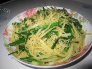 家常菜韭菜炒土豆丝