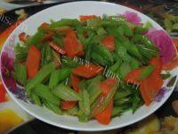 香飘的炒芹菜