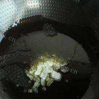 美味的红烧猪蹄做法图解3)
