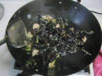 简单易做的木耳炒肉做法图解6)