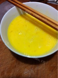 清热的苦瓜炒蛋做法图解3)