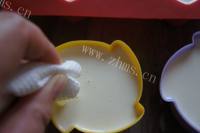 美味的意式鲜奶酪做法图解8)