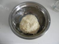 美味的门钉肉饼做法图解3)