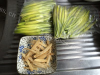 黄花菜滚沙虫干做法图解2)