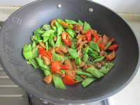 美味的扁豆炒肉做法图解10)