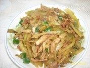 家常菜肉丝炒榨菜