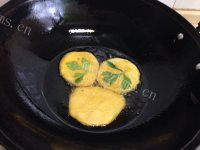 自制南瓜饼做法图解14)