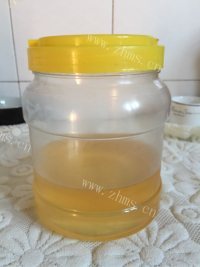 喷香的柠檬蜂蜜茶做法图解3)