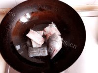 美味的鱼头豆腐做法图解2)