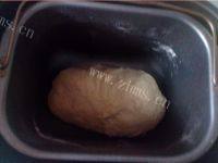 色味俱全的葡萄干面包做法图解17)