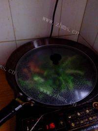 油菜炒肉自制做法图解8)