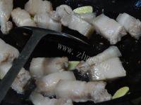 家常菜百叶结烧肉做法图解8)