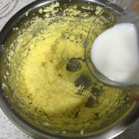 热腾腾的杯子蛋糕做法图解5)