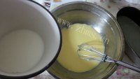 色香味俱全的轻乳酪蛋糕做法图解2)