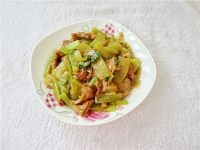 家常菜莴笋炒肉
