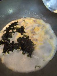 美味的紫菜蛋花汤做法图解5)
