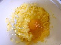 美味的圣诞糖霜雪花曲奇做法图解3)