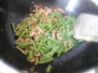 肉末橄榄菜炒豇豆做法图解9)