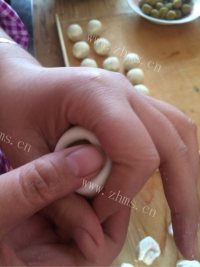 美味的麻团做法图解11)