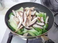 家常菜香菇油菜