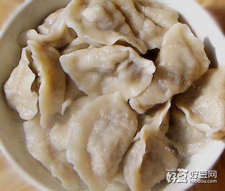 牛肉胡萝卜馅饺子