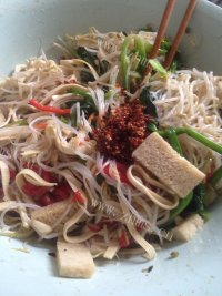 好吃的菠菜豆芽拌面筋做法图解6)