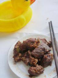 自己做的卤牛肉