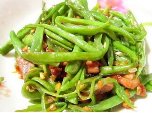 色香味俱全的豆角炒肉