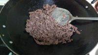 家常菜尖椒牛肉做法图解5)