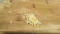 好吃的秋葵虾皮粥做法图解5)