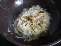 家常菜白菜炒豆片做法图解6)