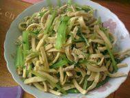 芹菜千张肉丝做法图解6)