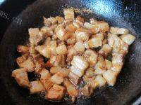 家常菜红烧肉炖豆角做法图解6)