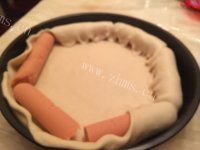 好吃的火腿卷边披萨做法图解3)