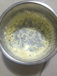 好吃不腻的芒果冻芝士做法图解5)