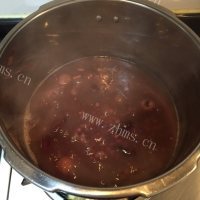 营养丰富的红豆薏米粥做法图解6)