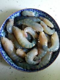 美味的红烧虾做法图解1)