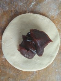 香飘十里的豆沙包做法图解7)