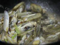 妈妈做爆炒蛏子做法图解7)