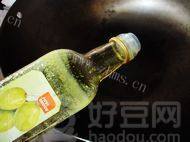 家常菜西芹炒肉丝做法图解7)