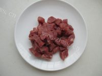 美味红酒牛肉意面做法图解2)
