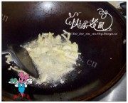 家常菜爆炒青椒墨鱼仔做法图解6)