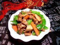 家常菜青椒炒肥肠