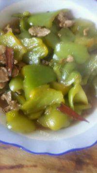 家常菜青椒炒肉片