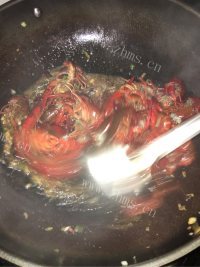 质嫩爽口的麻辣小龙虾做法图解8)