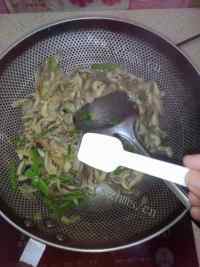 家常菜清炒蘑菇