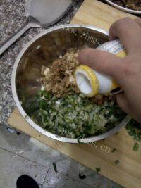 鲜香的芹菜猪肉水饺做法图解6)