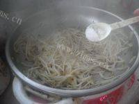 家常菜酸辣绿豆芽